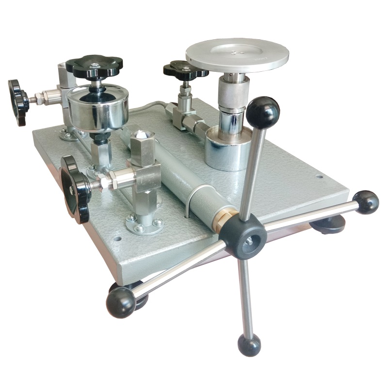 THLLYS<a href=/1.html target='_blank'>活塞式压力计</a> THLLYS活塞式压力计